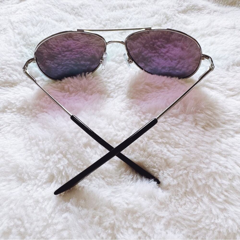 Jace Green Polarized Classic Aviator Sunglasses - Picture 9 of 10
